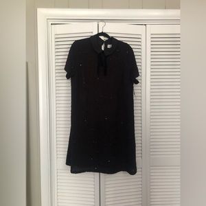 Elle holiday hostess dress with collar and bow